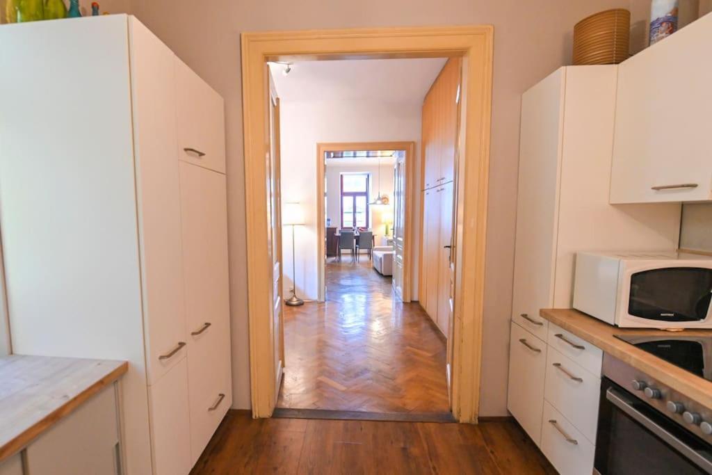 The Poet's Inspiration Apartment